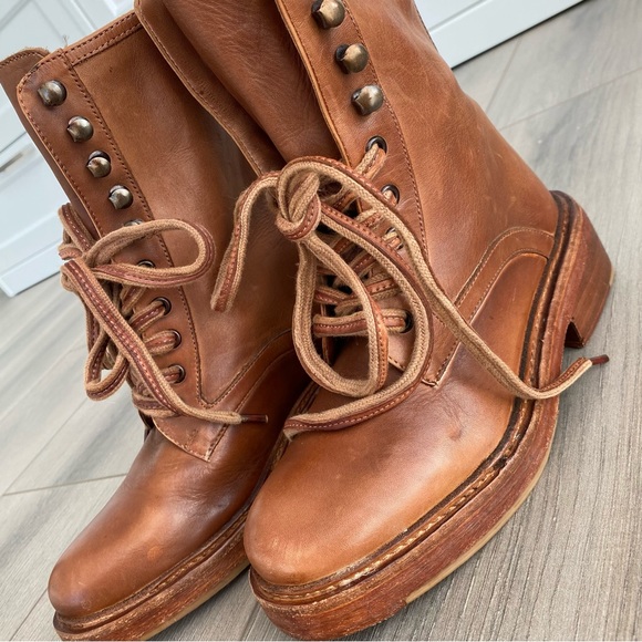 FREE PEOPLE LEATHER BOOTS - Picture 5 of 7